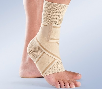 Meia Elástica tornozelo com banda cruzada bege - ORLIMAN TOBISIL